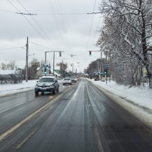 Nepatogumai dėl snygio Kaune: gali vėluoti viešasis transportas