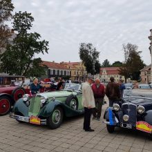 Ralis „Aplink Lietuvą – 2018“ prasidėjo sklandžiai: laukia 1090 km kelionė