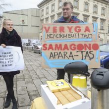 Sergantieji cukriniu diabetu prie SAM reikalavo valstybės paramos