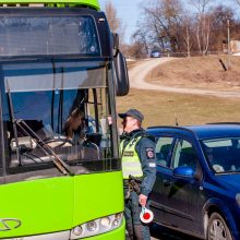 Neblaivūs prie vairo – ir užsieniečiai, ir krepšinio sirgaliai