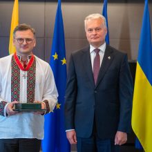 Sveikindamas Ukrainą Kyjive G. Nausėda žadėjo visokeriopą pagalbą