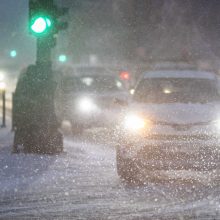 Sningant viešasis transportas Vilniuje vėluoja iki 50 minučių