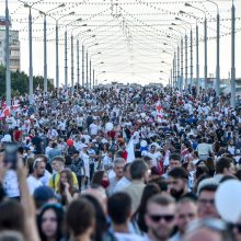 S. Cichanouskajos štabas ragina Baltarusijoje pradėti visuotinį streiką