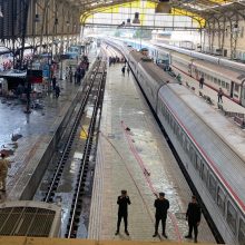 Kairo traukinių stotyje per susidūrimą žuvusių žmonių skaičius išaugo iki 25