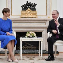 K. Kaljulaid susitiko su V. Putinu: siūlo atnaujinti ES ir Rusijos bendradarbiavimą