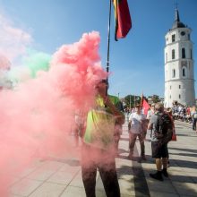 Opozicija įvertino per mitingą sustiprintą Seimo apsaugą: iki ko turėjome nusiristi