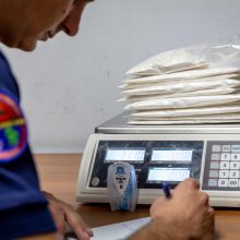 Prancūzijos pareigūnai konfiskavo 14 mln. eurų vertės kokaino siuntą