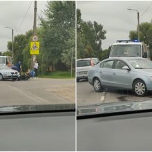 Vilniuje – motociklo ir automobilio avarija: prireikė medikų pagalbos