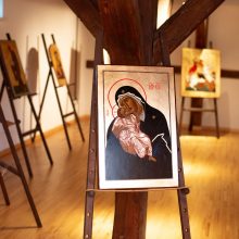 KKKC II aukšto galerijoje – R. Navakausko ikonų paroda „Langas“