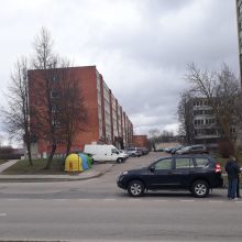 Policija kviečia atsiliepti avarijos kaltininką