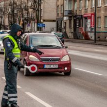 Reidas: „aklųjų“ sankryža kas 15 minučių kertama per draudžiamą šviesoforo signalą