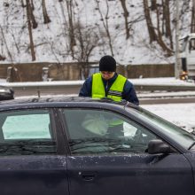 Kaune tikrino mašinų padangas: su kai kuriomis avarijos išvengti beveik neįmanoma