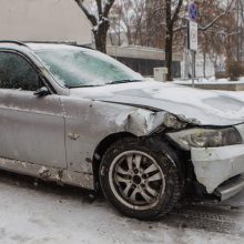 Kauno centre – kelininkų transporto ir BMW akistata