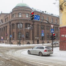 Kauno centre – kelininkų transporto ir BMW akistata