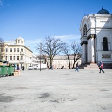 Neatsakingumo viršūnė: po mugės – prišnerkštas naujasis Laisvės alėjos grindinys