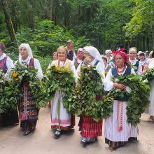 Į Rumšiškes subūrė Žolinių šventė: stebino puokščių gausa