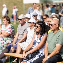 Antrasis „Naisių vasaros“ festivalis – kitoks: susirinko ir garsūs atlikėjai, ir gausi auditorija 