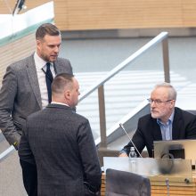 Seimas atmetė opozicijos siūlymą imtis tyrimo dėl informacijos nutekinimo