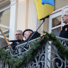 V. Landsbergis: žmonija velnėja, moka žmogėdroms pinigus, kad karas tęstųsi 
