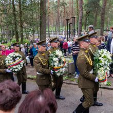 Kaune amžinojo poilsio atgulė A. Adamkienė: ji dovana nuo Dievo mums