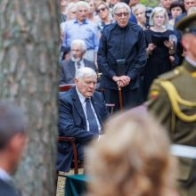 Kaune amžinojo poilsio atgulė A. Adamkienė: ji dovana nuo Dievo mums
