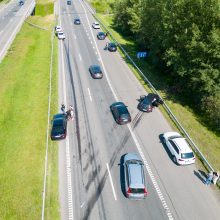 Iškalbinga įžanga į besibaigiančios vasaros savaitgalį: pakaunėje susidūrė aštuoni automobiliai