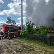 Gyvenamojo namo gaisras dūmuose paskandino visą Vilijampolę 