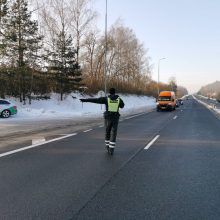 Kauno pareigūnams įkliuvęs beteisis vairuotojas: neturėjau laiko perlaikymui