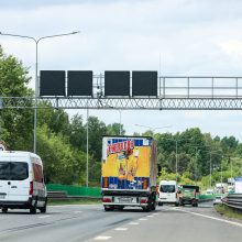 Nuo Kauno link Vilniaus – didžiulė spūstis: automobiliai vos juda