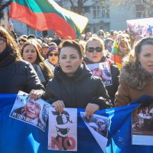 Berlyne šimtatūkstantinė žmonių minia susirinko palaikyti Ukrainos