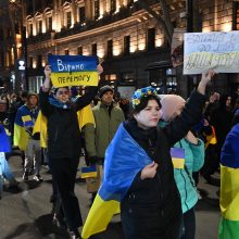 Sakartvele tūkstančiai žmonių reiškė solidarumą su Ukraina ir paramą narystei ES