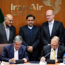 Irano aviakompanija nupirko 80 „Boeing“ lėktuvų