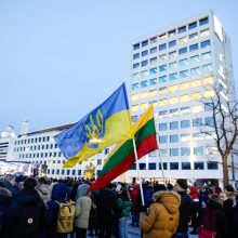 Suskaičiavo, kam lietuviai aukoja daugiausiai pinigų