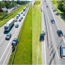 Iškalbinga įžanga į besibaigiančios vasaros savaitgalį: pakaunėje susidūrė aštuoni automobiliai