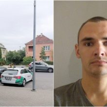 Policija sulaikė bėglį: jis įtariamas iš prekybos centro pasisavinęs beveik 20 tūkst. eurų