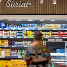 Prekybininkai šokiruoti: ilgapirščiai nuo lentynų šluoja net sviestą, sauskelnes