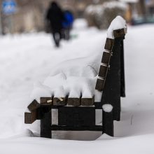 Kelininkai atkerta kritikams: esant tokioms sąlygoms įprasti kelių valymo terminai negalioja