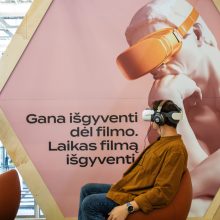 Kauno „Akropolyje“ duris atvėrė virtualios realybės kino erdvė: lankytojai neslepia susižavėjimo