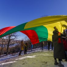 „Tautiška giesmė“ suskambo nuo miesto kalvų