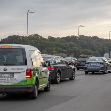 Kaune automobilių spūstys tapo neišvengiamos?