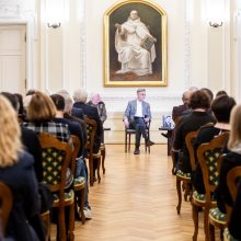 Narpliojo V. Adamkaus fenomeną: gerbėjai išgirdo netikėtų istorijų