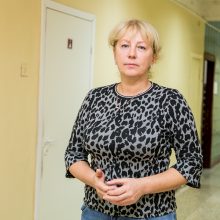 Pažadas: J.Fedoravičienė tikino, kad tupyklų problemą mokyklos administracija išspręs dar šiemet.