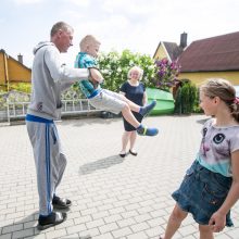 Laisvalaikis: vaikai turi visą arsenalą žaislų ir įvairiausių žaidimų.