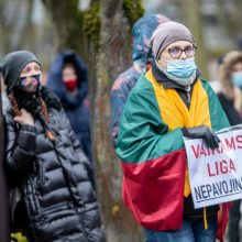 Tėvai protestuoja prieš vaikų testavimą: „Mokykla – ne laboratorija“