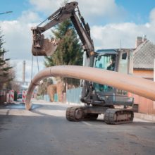 Lauko tualetų era dar nesibaigė – atskleidė, kuriuose Kauno mikrorajonuose gamtą teršia labiausiai