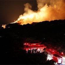 Japonijoje sudegė į Pasaulio paveldo sąrašą įtraukta pilis