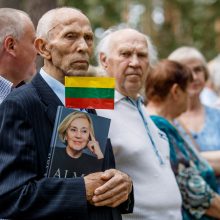 Kaune amžinojo poilsio atgulė A. Adamkienė: ji dovana nuo Dievo mums