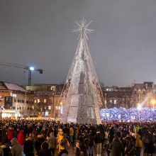 Įžiebta pagrindinė sostinės Kalėdų eglė