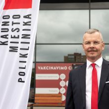 Vakcinavimo korekcijos Kaune: centras užsidarė iki kitos savaitės – skiepys tik žmones namuose