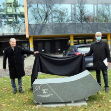 „Makabi“ stadiono vietą primins skulptūra Jonavos gatvėje